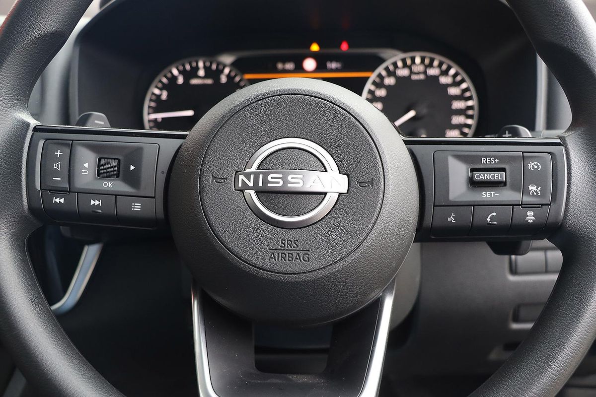 2025 Nissan X-TRAIL ST T33