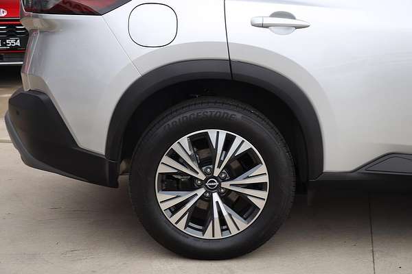 2024 Nissan X-TRAIL ST-L T33