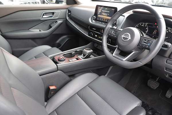 2024 Nissan X-TRAIL ST-L T33