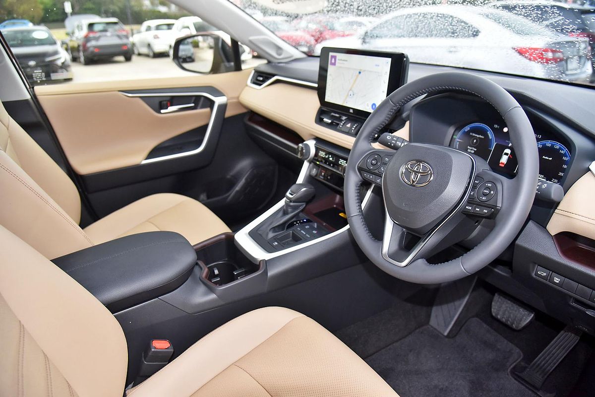 2024 Toyota RAV4 Cruiser AXAH52R