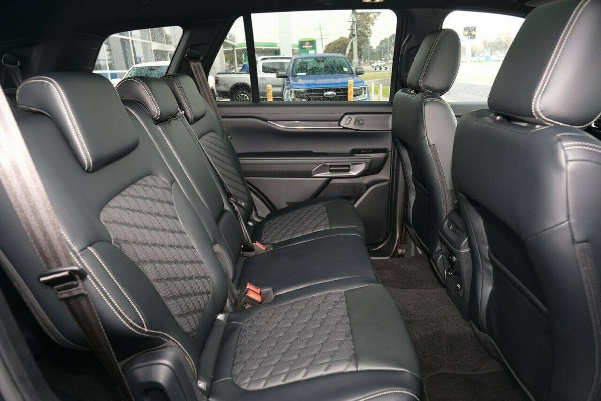 2025 Ford Everest Platinum 3.0L