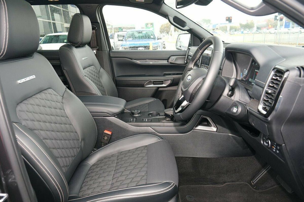 2025 Ford Everest Platinum 3.0L
