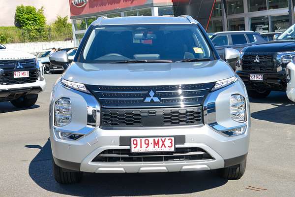 2024 Mitsubishi Outlander LS ZM