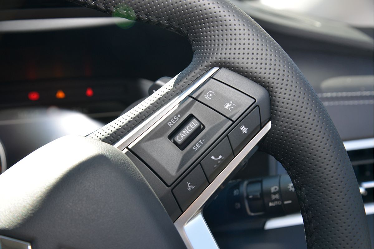 2024 Mitsubishi Outlander LS ZM