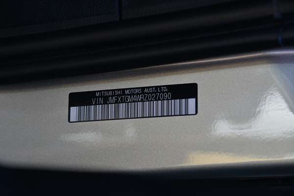 2024 Mitsubishi Outlander LS ZM