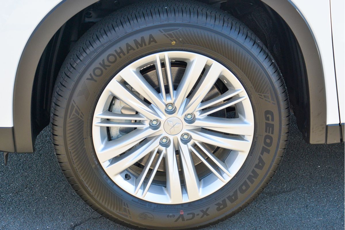 2024 Mitsubishi Outlander ES ZM