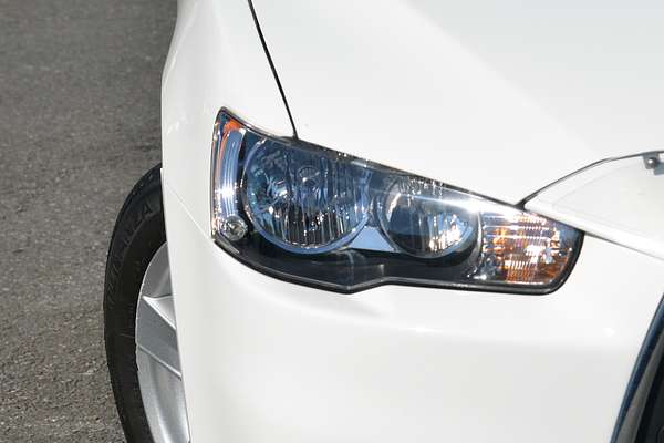 2014 Mitsubishi Lancer ES CJ