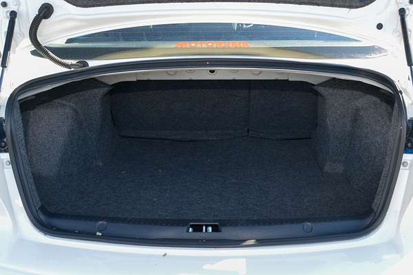 2014 Mitsubishi Lancer ES CJ