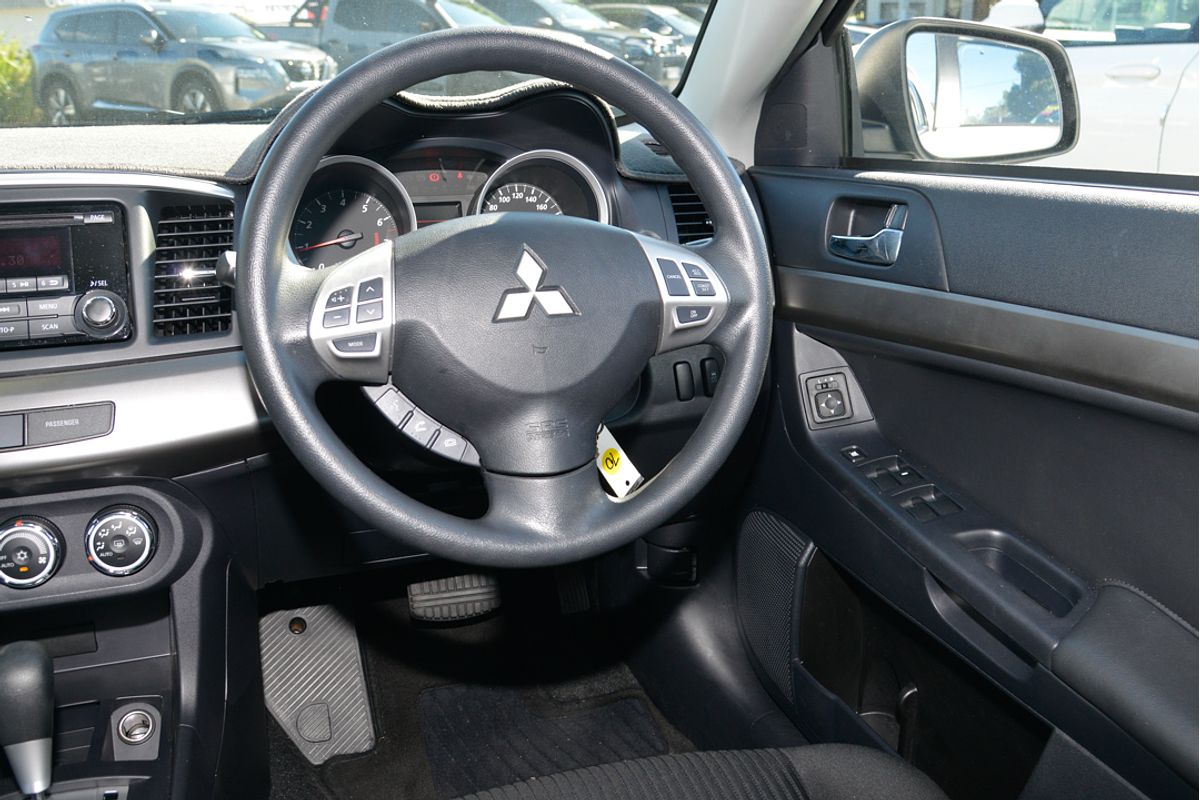 2014 Mitsubishi Lancer ES CJ