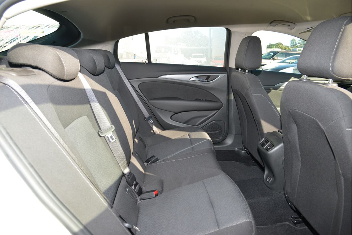 2019 Holden Commodore LT ZB