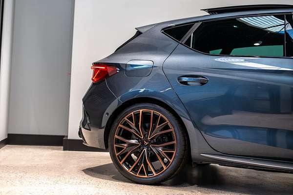 2024 CUPRA Leon VZx KL