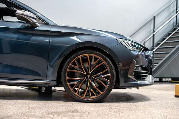 2024 CUPRA Leon VZx KL