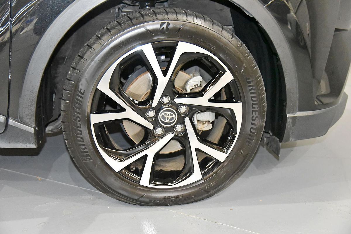 2017 Toyota C-HR Koba NGX50R