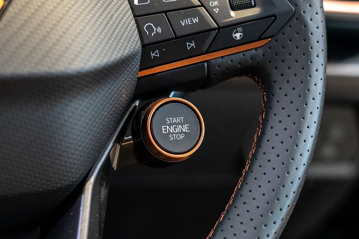 2024 CUPRA Leon VZx KL