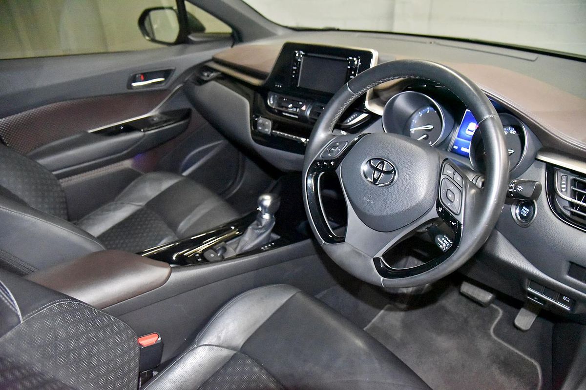 2017 Toyota C-HR Koba NGX50R