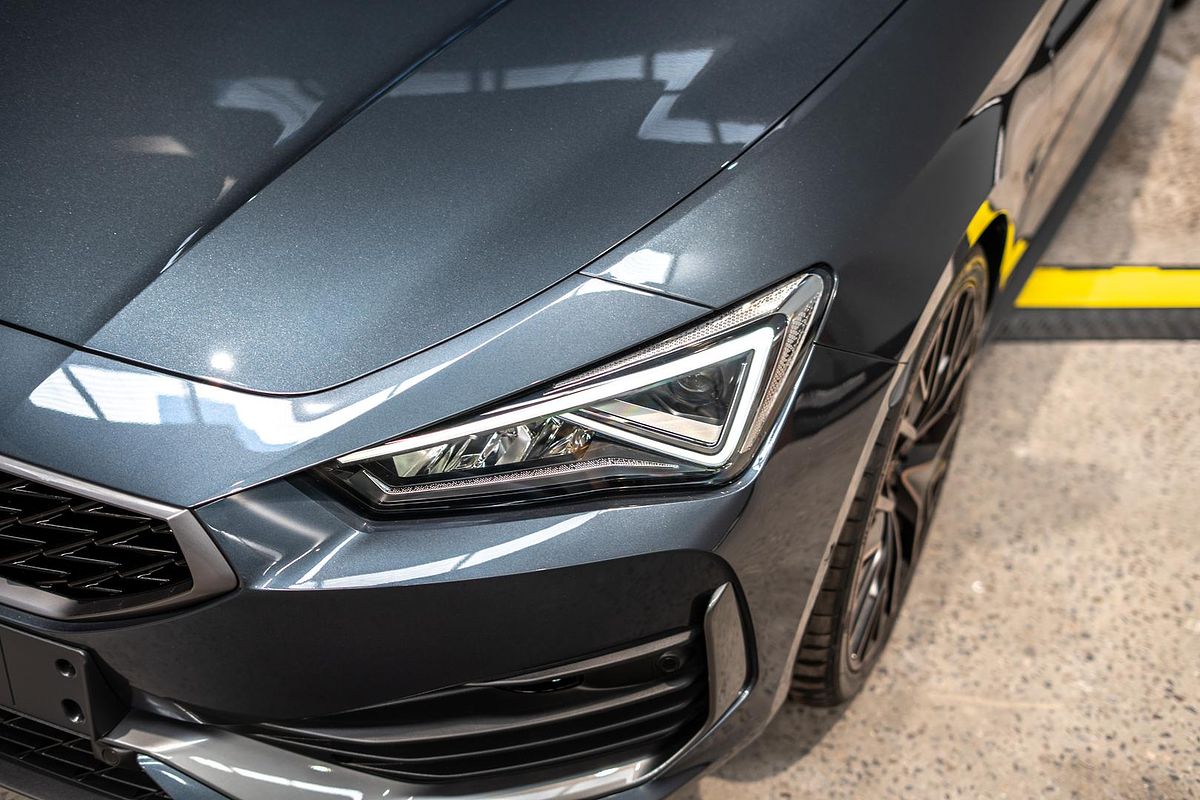 2024 CUPRA Leon VZx KL