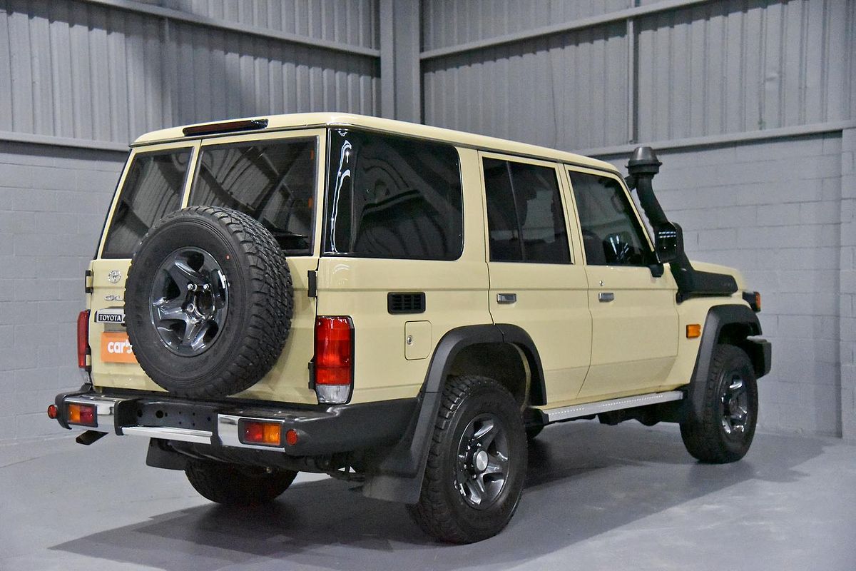 2023 Toyota Landcruiser GXL VDJL76R