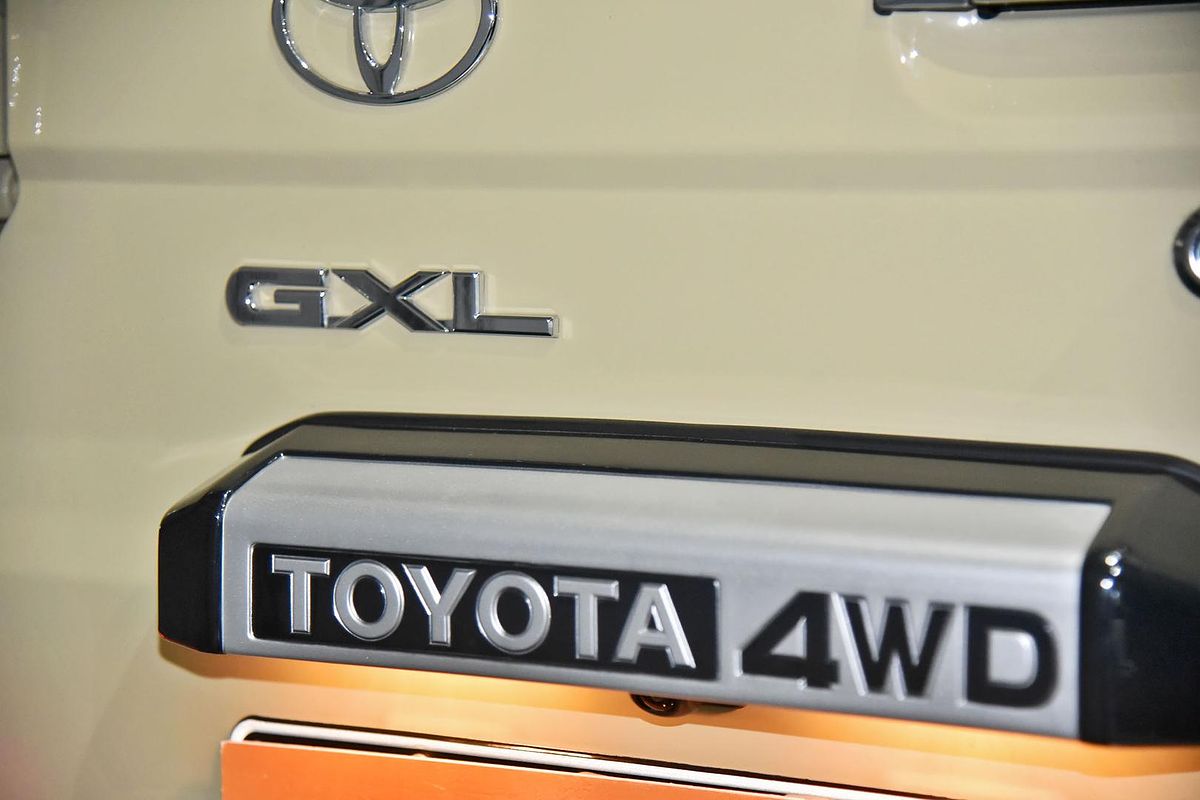 2023 Toyota Landcruiser GXL VDJL76R