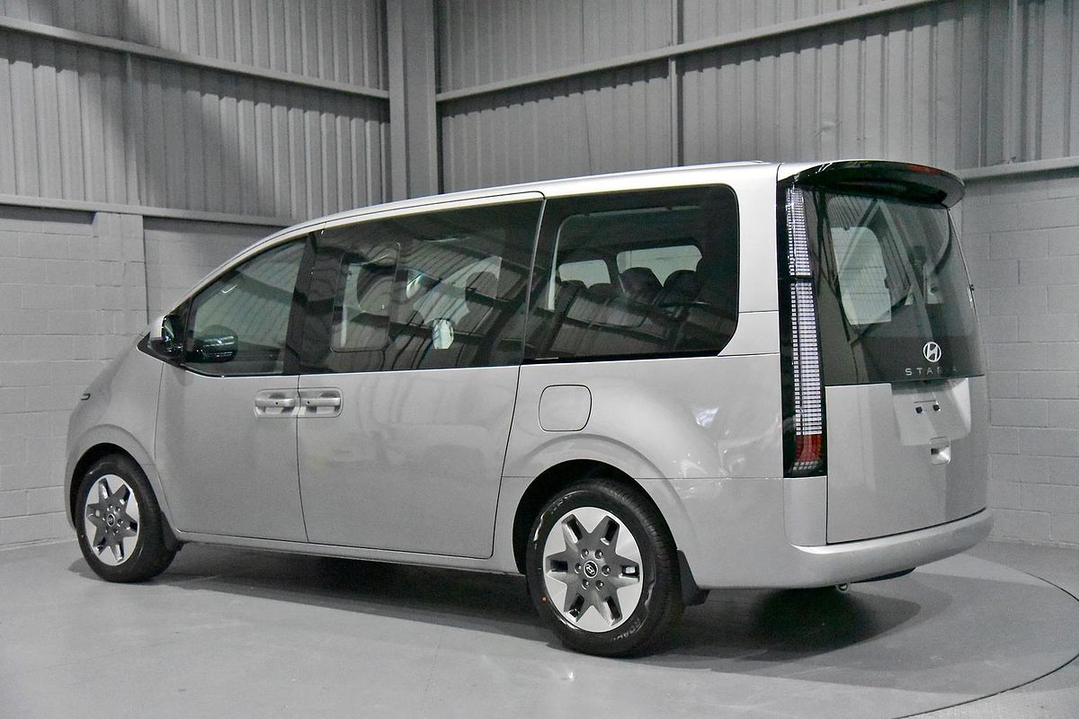 2025 Hyundai STARIA Highlander US4.V3