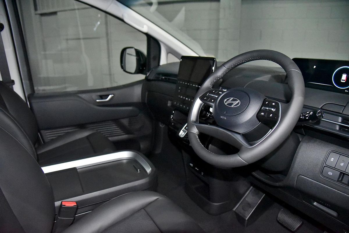 2025 Hyundai STARIA Highlander US4.V3