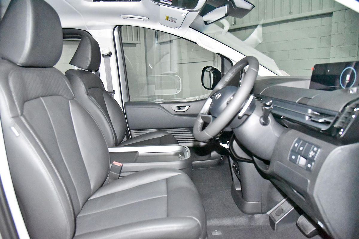 2025 Hyundai STARIA Highlander US4.V3