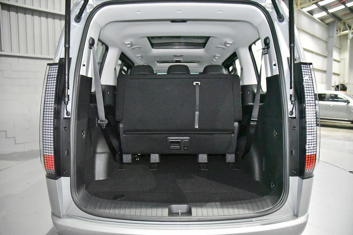 2025 Hyundai STARIA Highlander US4.V3