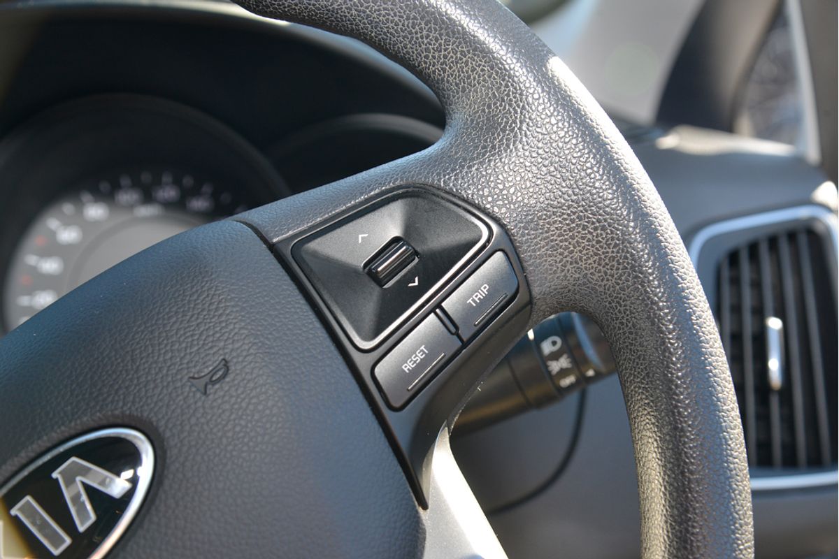 2015 Kia Rio S UB