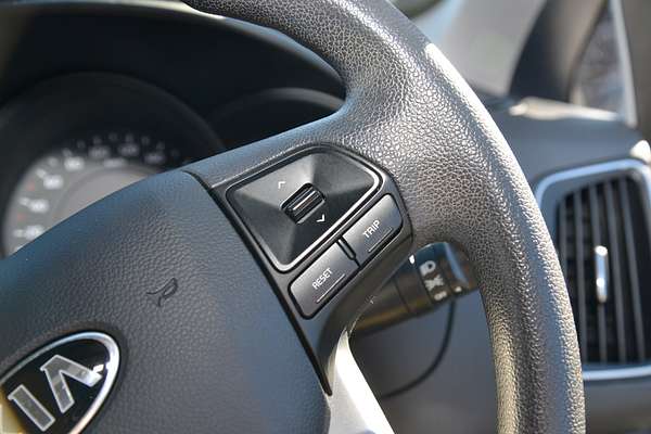 2015 Kia Rio S UB