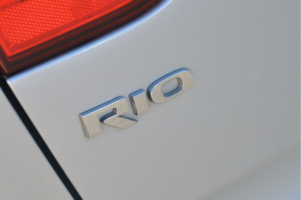 2015 Kia Rio S UB