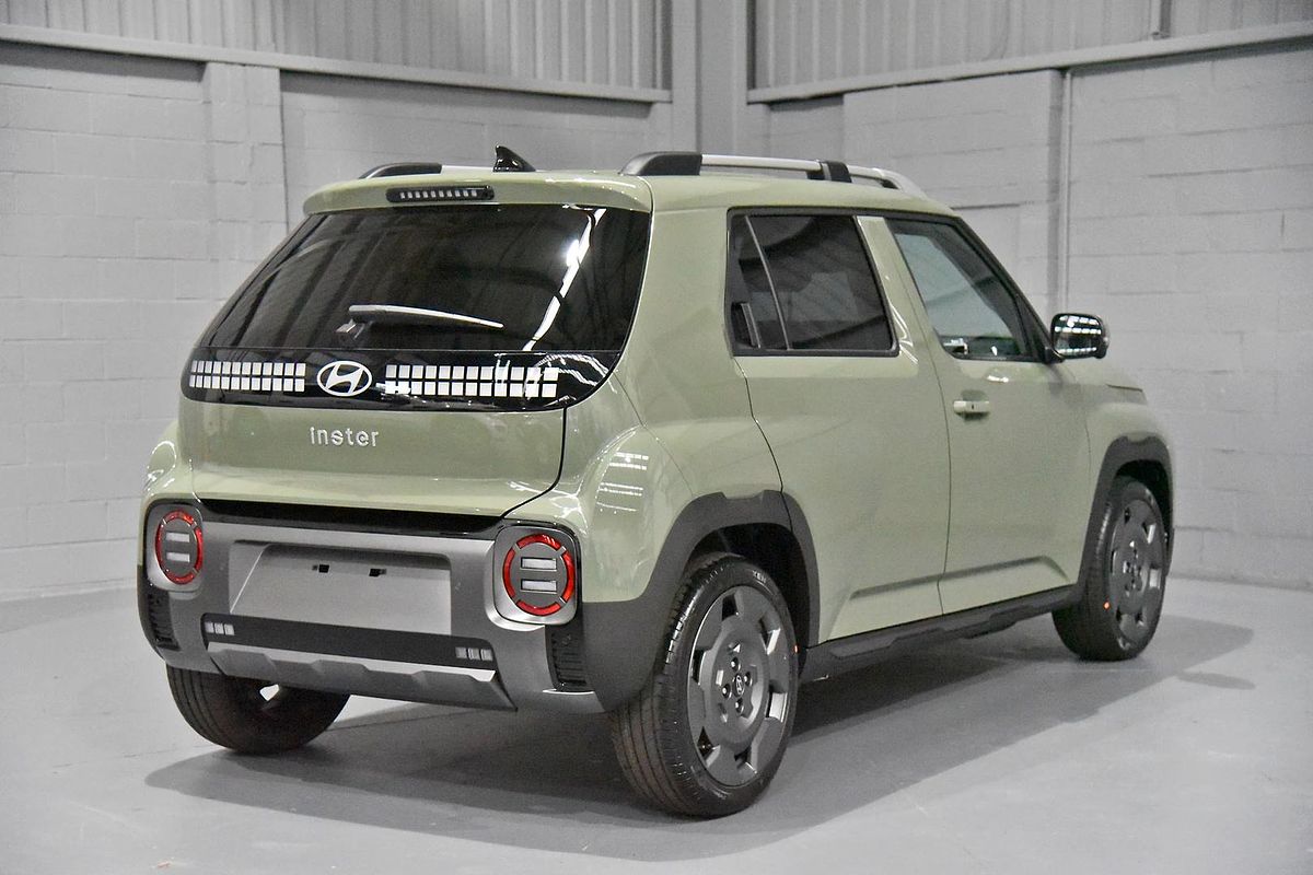 2025 Hyundai INSTER Cross AX.V1