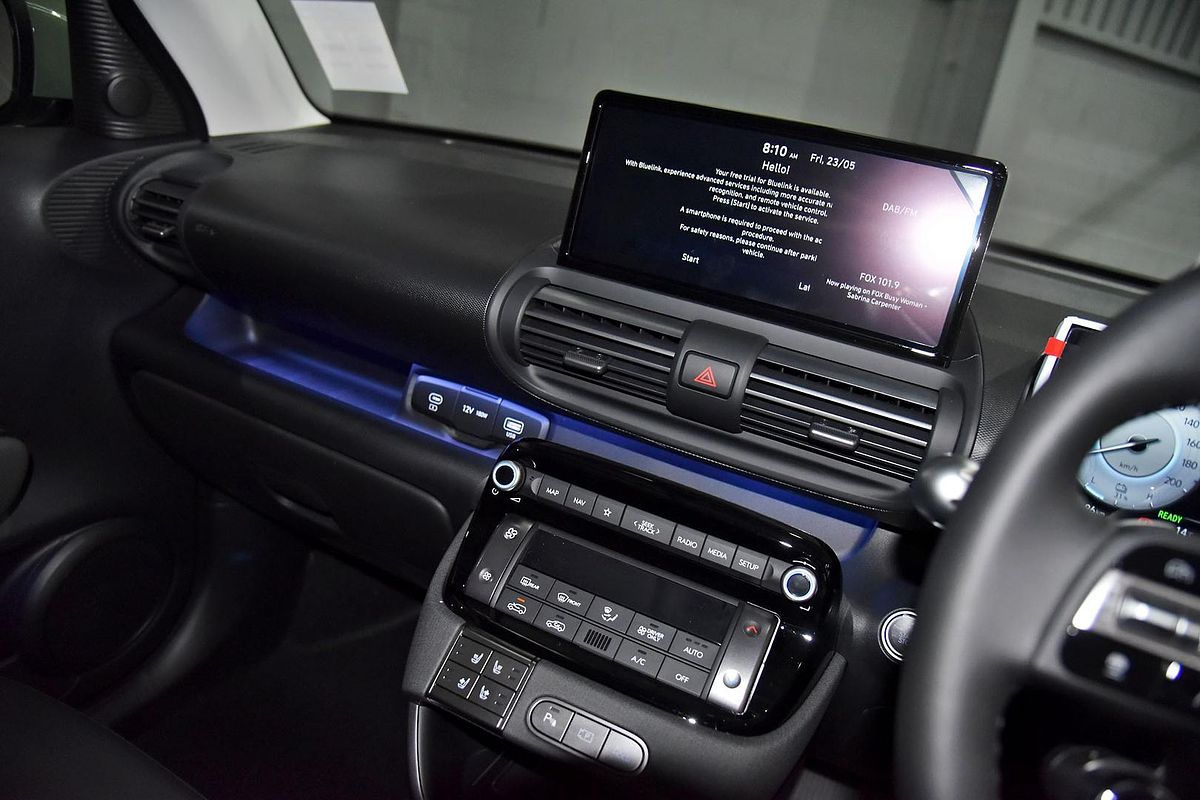 2025 Hyundai INSTER Cross AX.V1