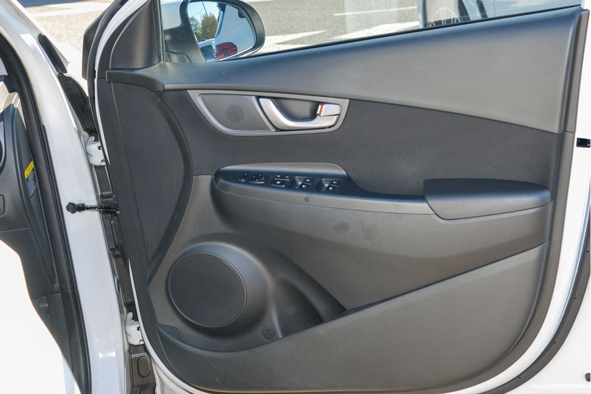 2017 Hyundai Kona Active OS
