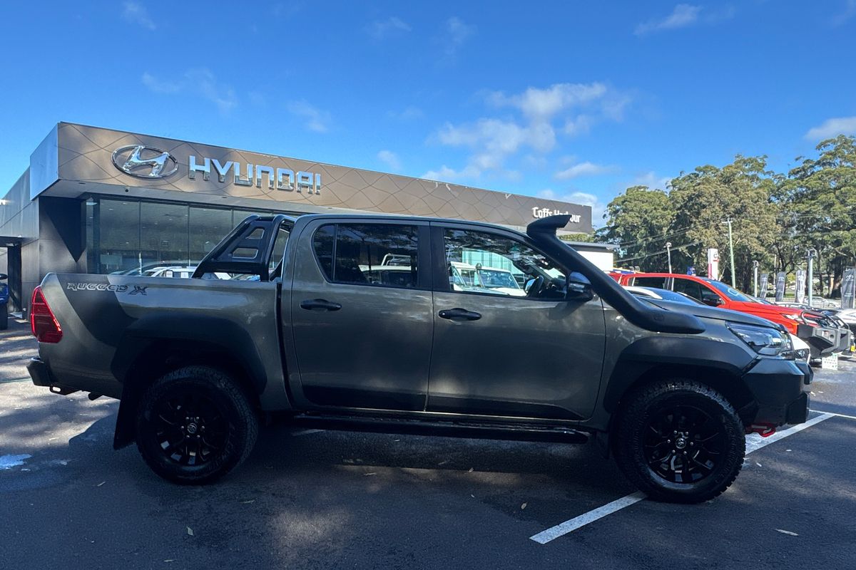 2022 Toyota Hilux Rugged X GUN126R 4X4
