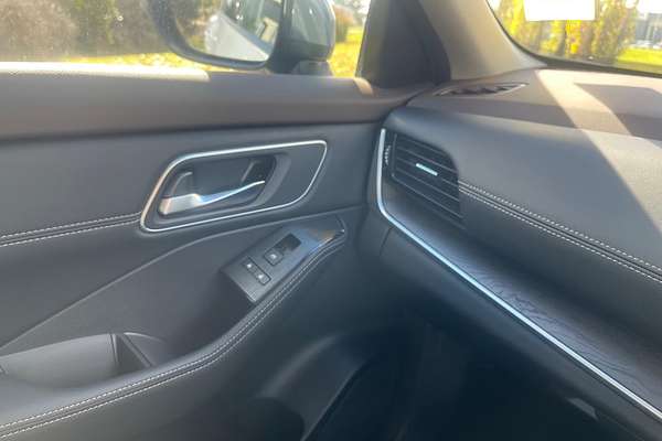 2024 Nissan X-TRAIL ST-L T33