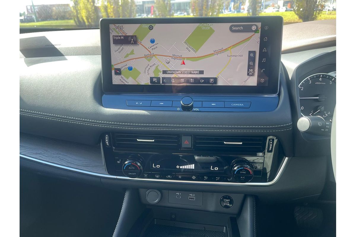 2024 Nissan X-TRAIL ST-L T33