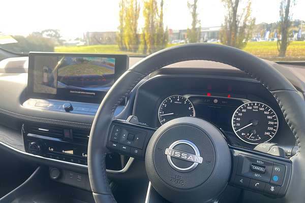 2024 Nissan X-TRAIL ST-L T33