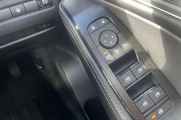 2024 Nissan X-TRAIL ST-L T33