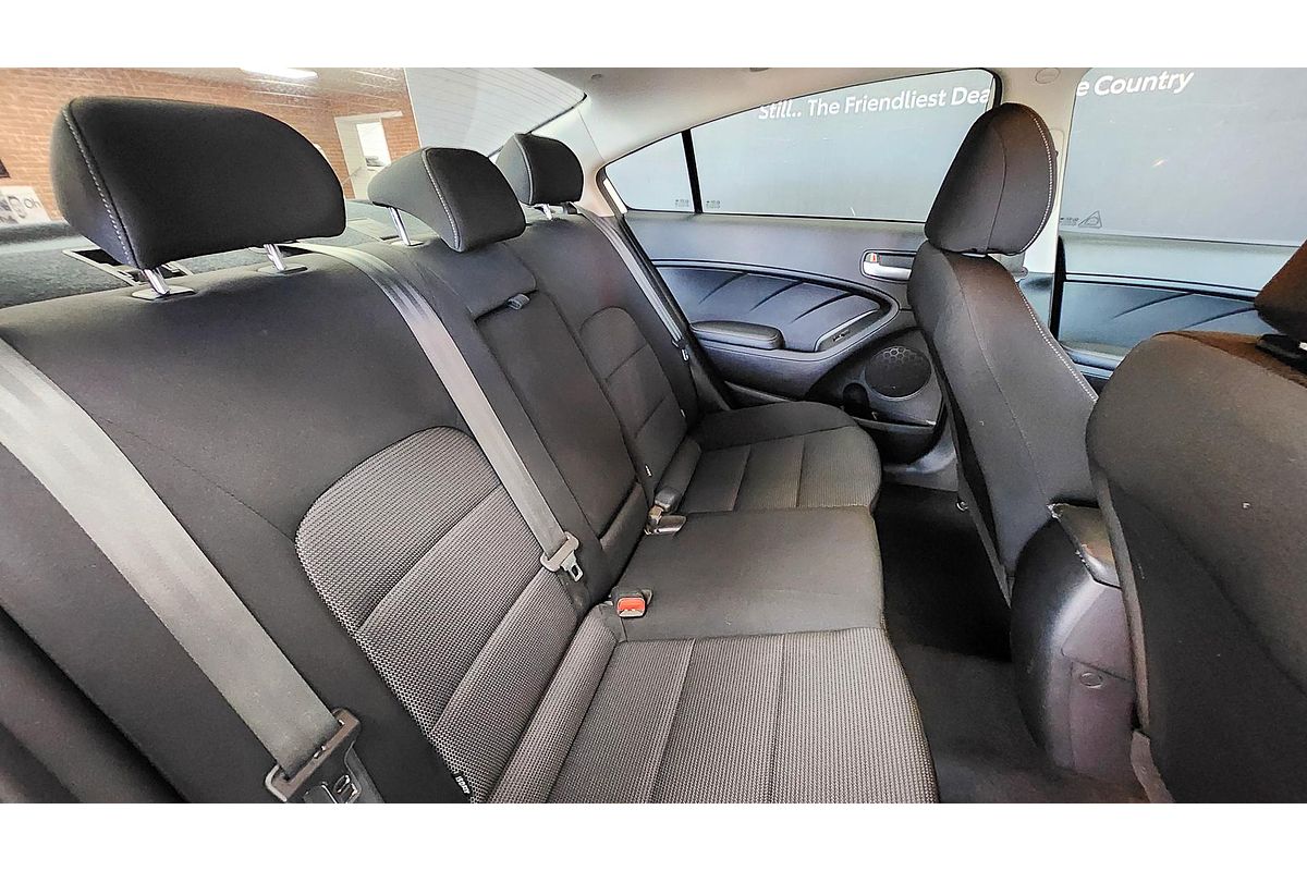 2017 Kia Cerato S YD