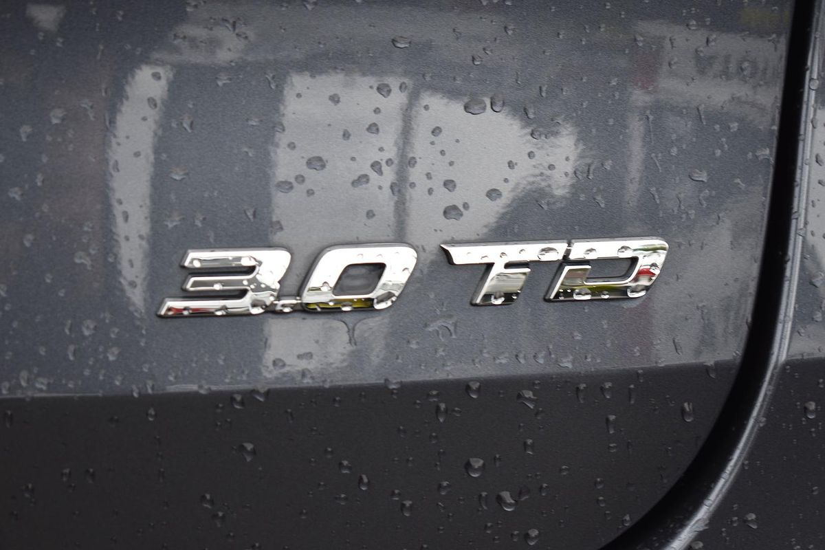 2022 Isuzu MU-X LS-T