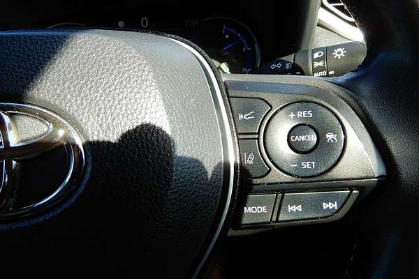 2020 Toyota RAV4 Cruiser AXAH54R