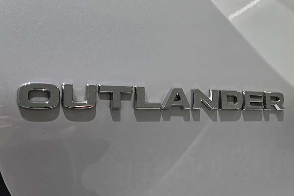 2021 Mitsubishi Outlander Exceed Tourer ZM