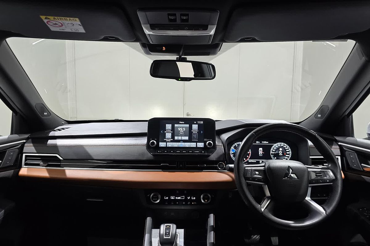 2021 Mitsubishi Outlander Exceed Tourer ZM
