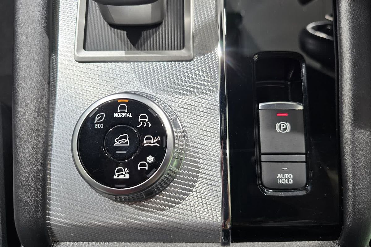2021 Mitsubishi Outlander Exceed Tourer ZM