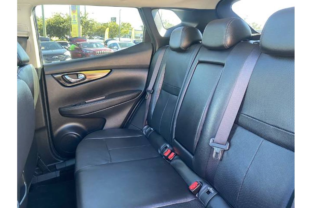 2015 Nissan QASHQAI Ti J11