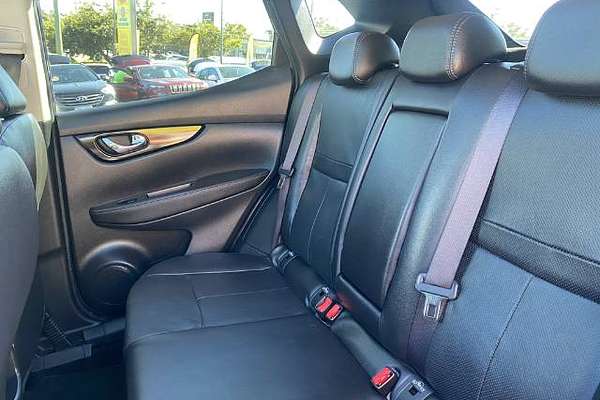 2015 Nissan QASHQAI Ti J11