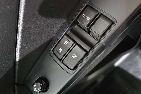 2023 Isuzu D-MAX SX High Ride Rear Wheel Drive