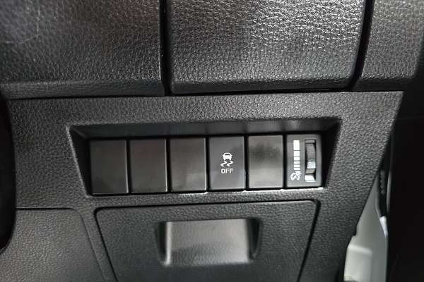 2023 Isuzu D-MAX SX High Ride Rear Wheel Drive