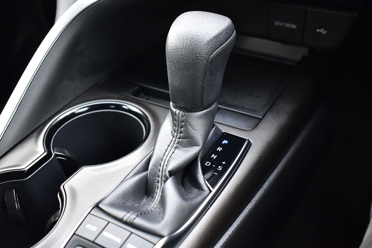2024 Toyota Camry Ascent AXVH70R