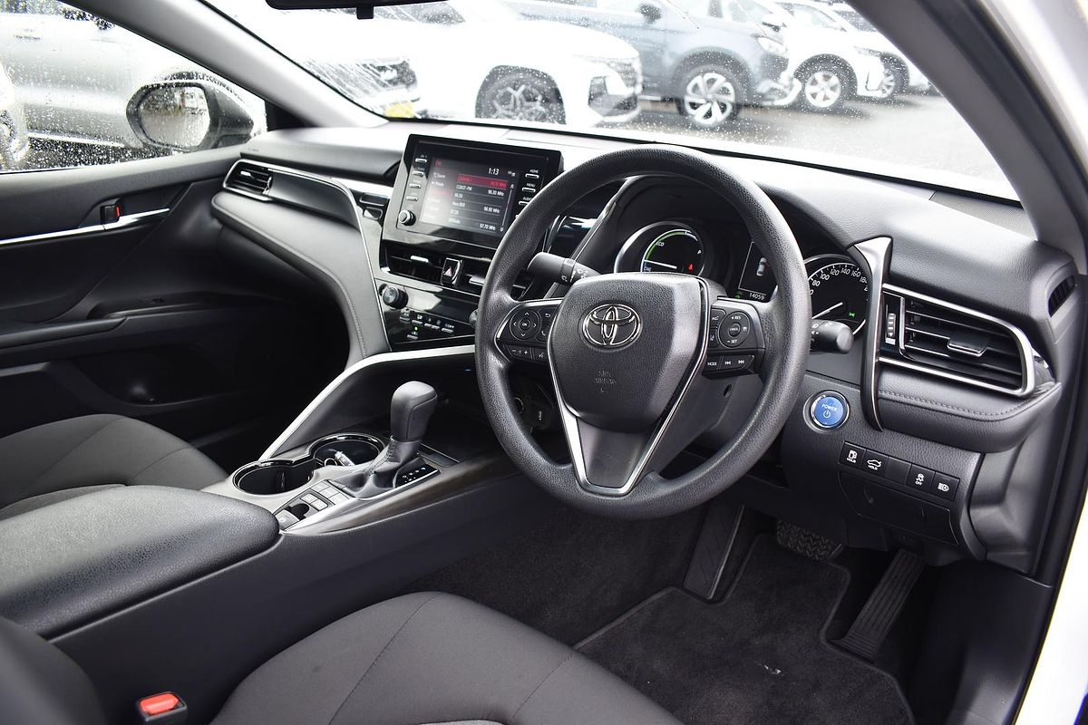 2024 Toyota Camry Ascent AXVH70R