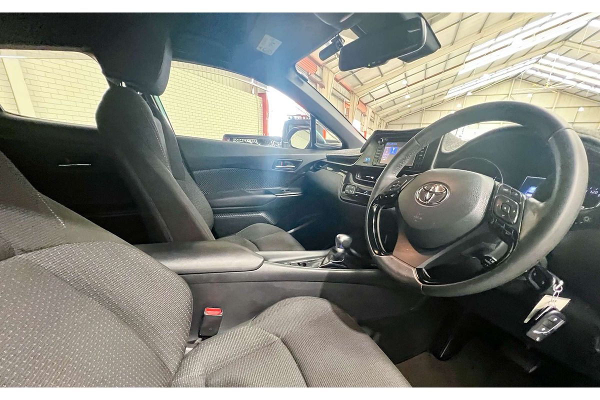 2018 Toyota C-HR NGX10R